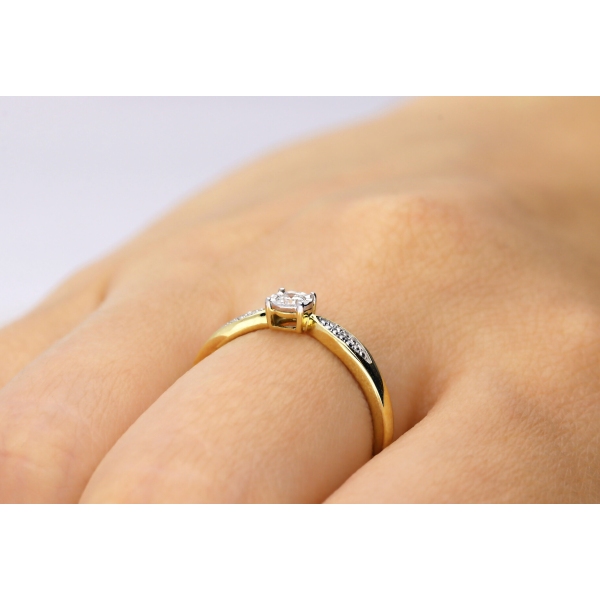 Pierścionek Złoty Z Brylantem 0,08ct RSJR20490Y
