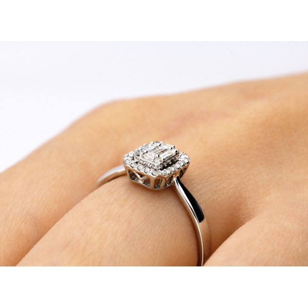 Pierścionek Złoty Z Brylantami 0,22ct RSJR15183