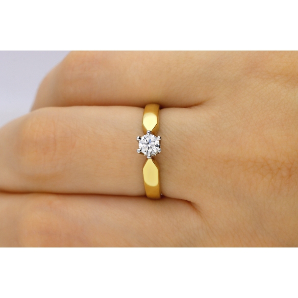 Pierścionek Złoty Z Brylantem 0,30ct RS0041