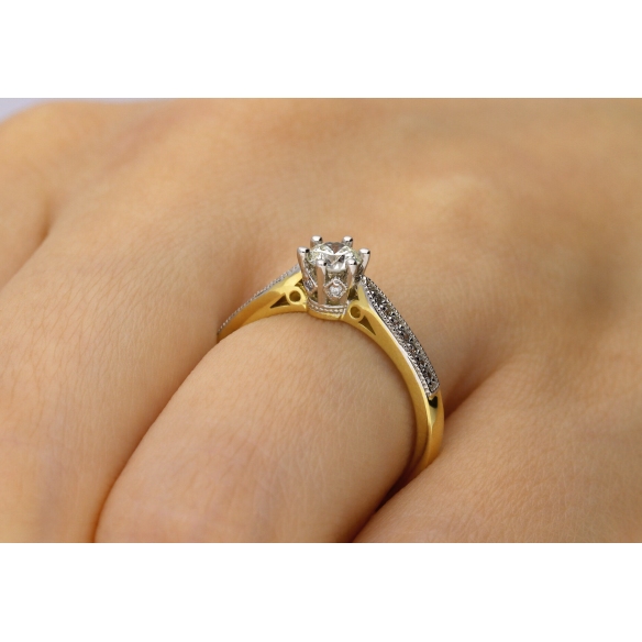 Pierścionek Złoty Z Brylantami 0,38ct RS0313