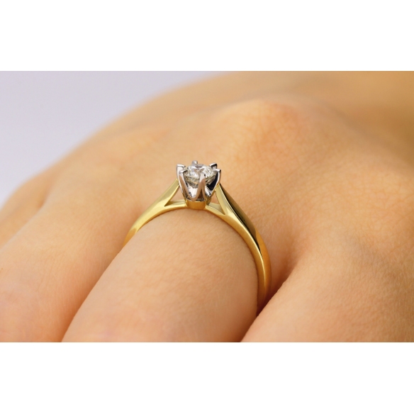 Pierścionek Zaręczynowy Z Brylantem 0,25ct RS0336