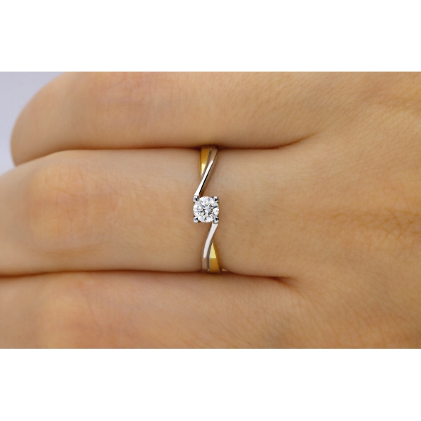 Pierścionek Złoty Z Brylantem 0,20ct RS0248