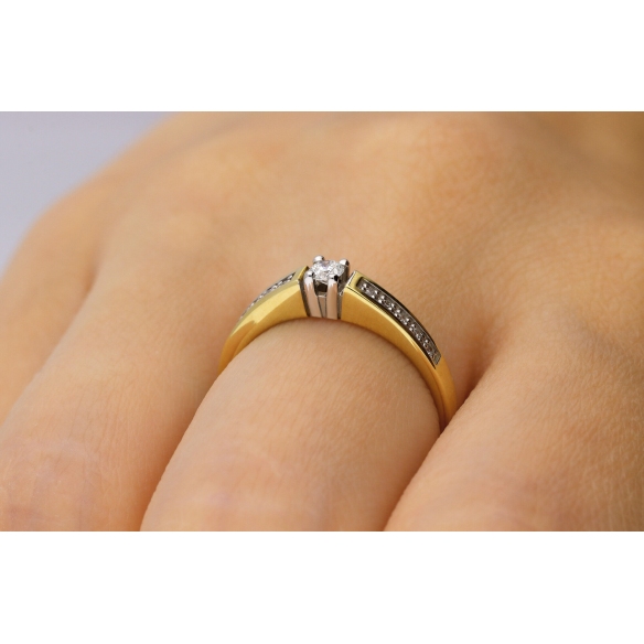 Pierścionek Złoty Z Brylantami 0,15ct RS0026