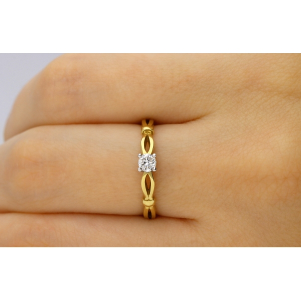 Pierścionek Złoty Z Brylantami 0,16ct RS0421