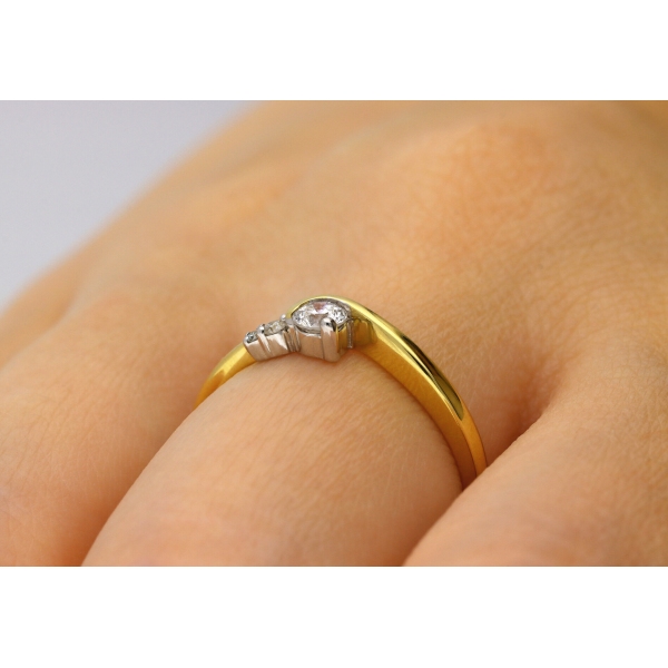 Pierścionek Złoty Z Brylantami 0,18ct RS0045BIS