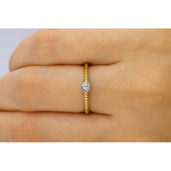 Złoty Pierścionek Z Brylantem 0,10ct RS0416