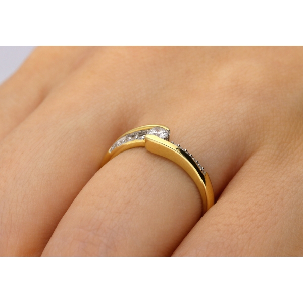 Pierścionek Złoty Z Brylantami 0,20ct RS0280