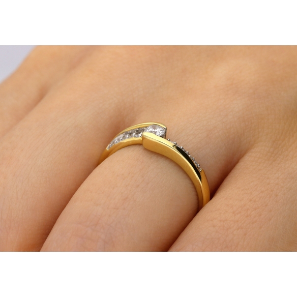 Pierścionek Złoty Z Brylantami 0,20ct RS0280