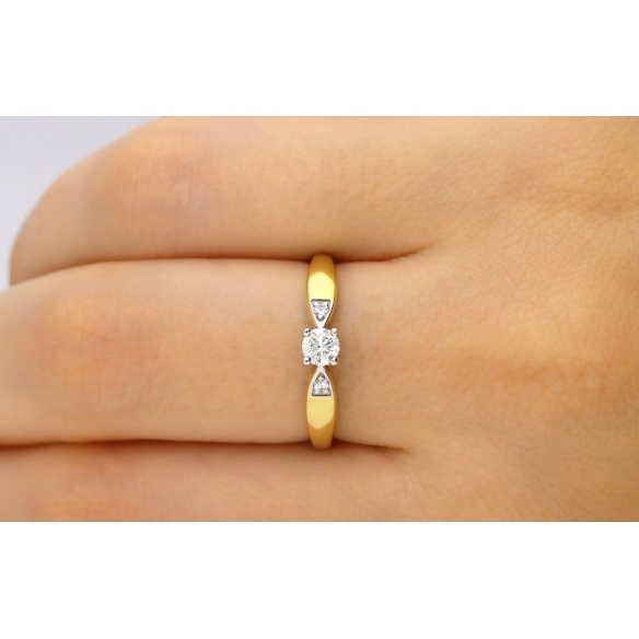 Pierścionek Złoty Z Brylantami 0,23ct RS0346BIS