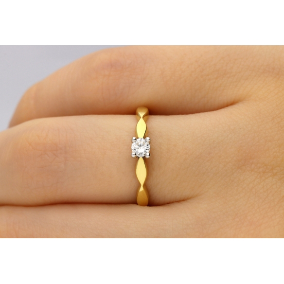 Pierścionek Złoty Z Brylantem 0,15ct RS0360