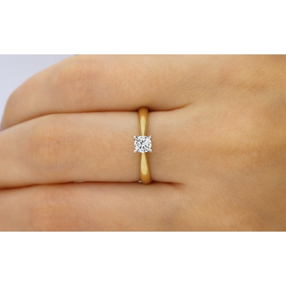 Pierścionek Złoty Z Brylantem 0,15ct RS0190