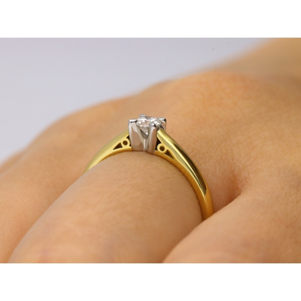 Pierścionek Złoty Z Brylantem 0,15ct RS0338BIS