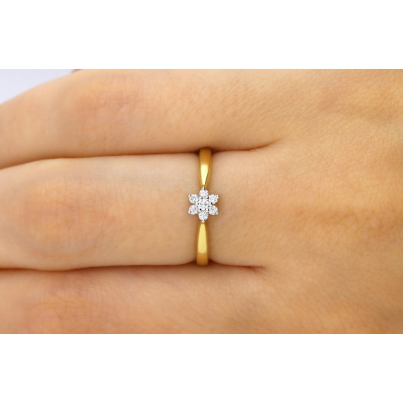 Pierścionek Złoty Z Brylantami 0,12ct RS0372