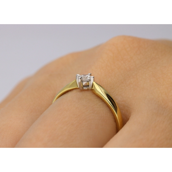 Pierścionek Złoty Z Brylantem 0,15ct RS0434