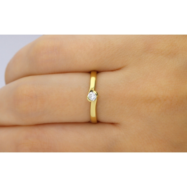 Pierścionek Złoty Z Brylantem 0,15ct RS0367