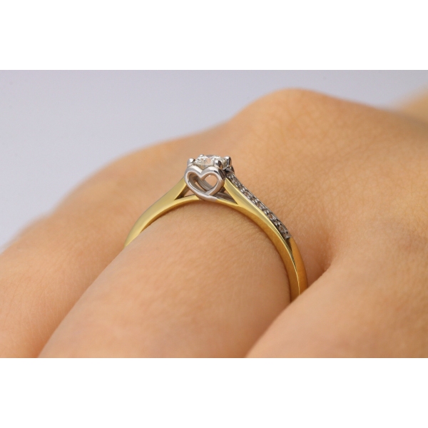 Złoty Pierścionek Z Brylantami 0,20 ct RS0459BIS