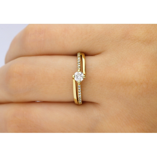 Złoty Pierścionek Z Brylantami 0,34 ct RSR011