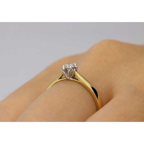 Pierścionek Złoty Z Brylantem 0,15ct RS0427