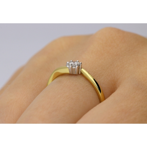 Pierścionek Złoty Z Brylantami 0,18ct RS0500