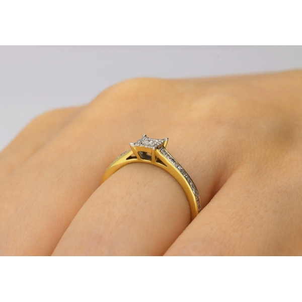 Pierścionek Złoty Z Brylantami 0,14ct RS0517