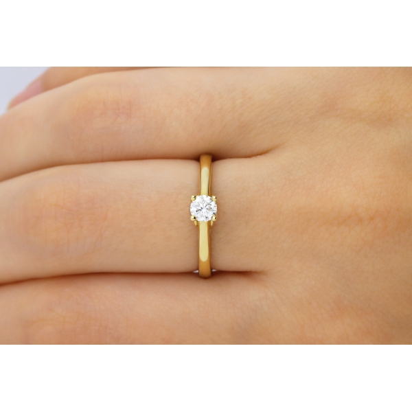 Pierścionek Z Brylantem 0,30ct RS9971