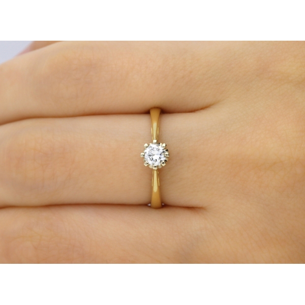 Złoty Pierścionek Z Brylantem 0,30ct RSI006