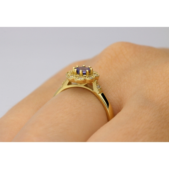 Złoty Pierścionek Z Tanzanitem I Brylantami RS0370