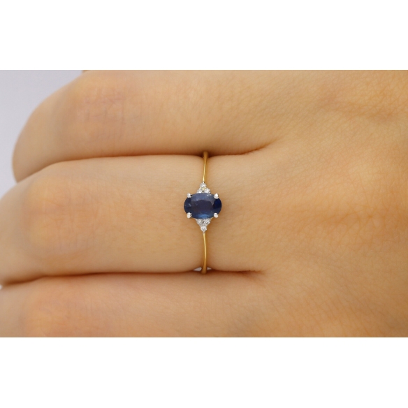 Złoty Pierścionek Z Szafirem I Brylantami RSWK-24