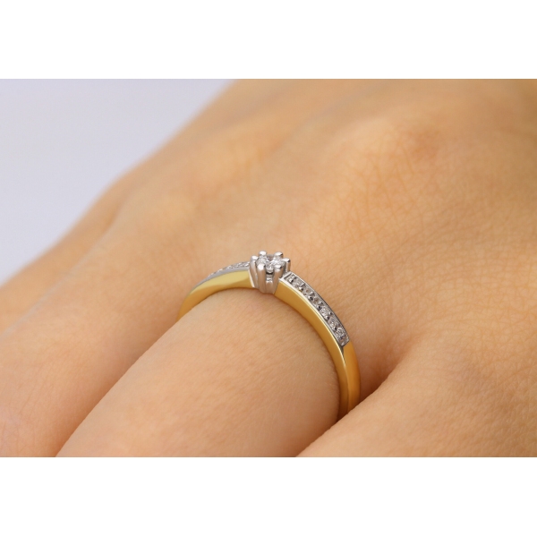 Pierścionek Złoty Z Brylantami 0,12ct RS0332