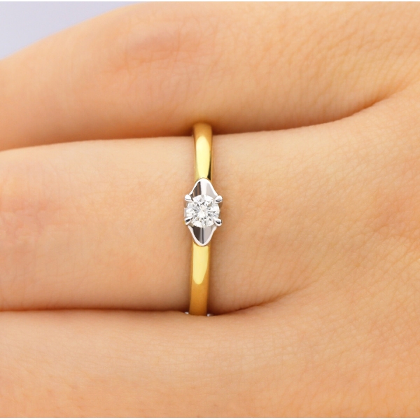 Pierścionek Złoty Z Brylantem 0,10ct RS0268