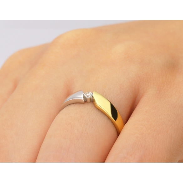 Pierścionek Złoty Z Brylantem 0,06ct RS0018