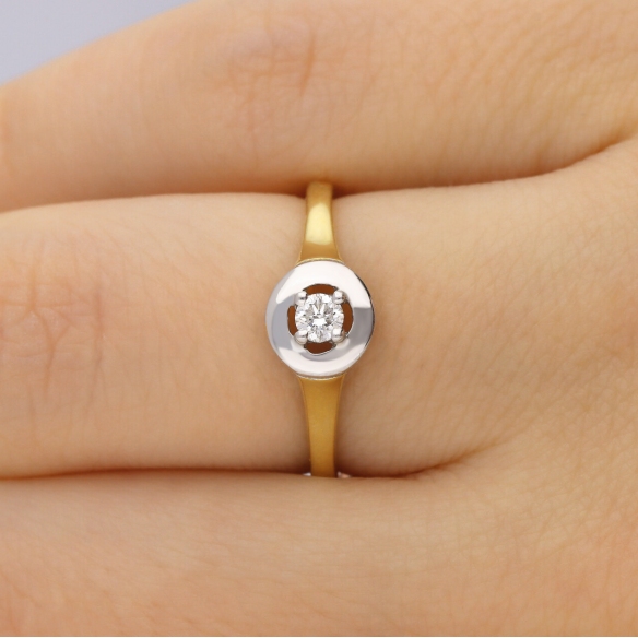 Pierścionek Złoty Z Brylantem 0,10ct RS0036