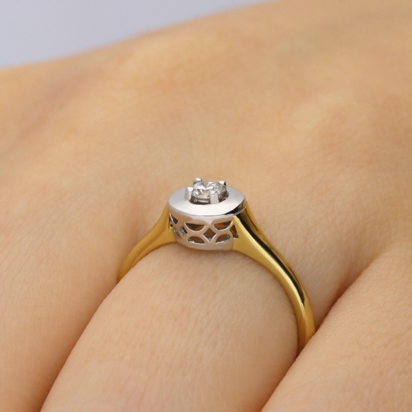 Pierścionek Złoty Z Brylantem 0,10ct RS0036