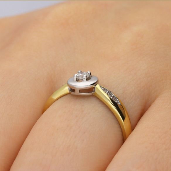 Pierścionek Złoty Z Brylantami 0,12ct RS0097