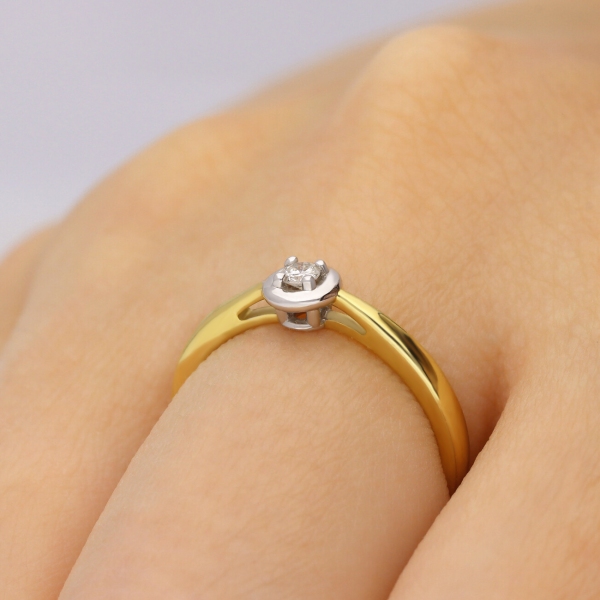 Pierścionek Złoty Z Brylantem 0,10ct RS0125