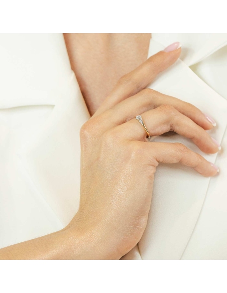 Pierścionek złoty z diamentami 0,08ct