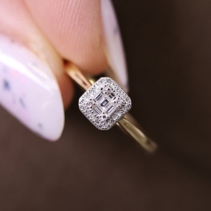 Pierścionek Złoty Z Brylantami 0,11ct RSR71618